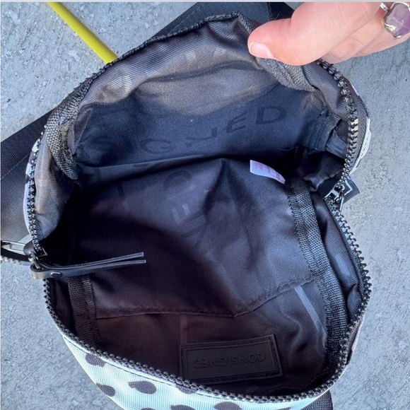 White and black mini backpack with adjustable straps. Cow print. - Picture 3 of 4